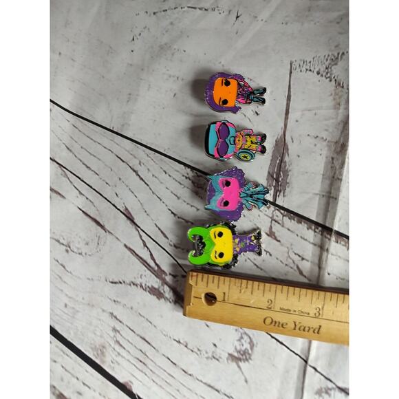 Funko POP! Marvel 4pk Black Light Enamel Pin Set NO BACKS - Picture 6 of 6